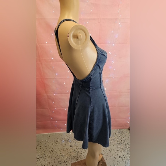 BDG Women Blue Cotton Scoop Neck Strappy Sleeve Classic Mini Denim Dress Size XS - Picture 8 of 9